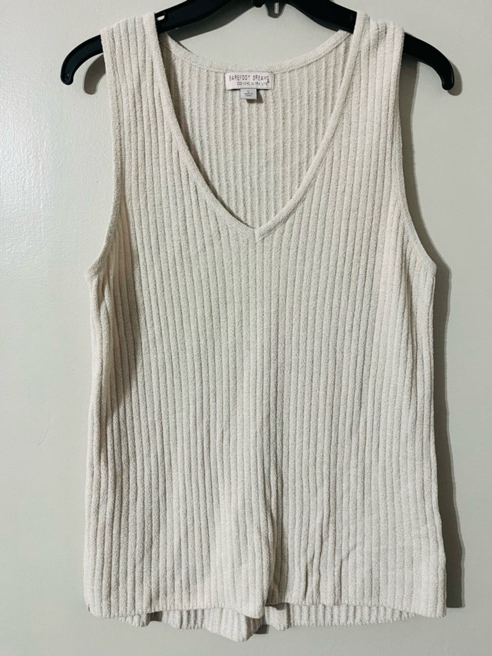 BAREFOOT DREAMS Ribbed Lounge V-neck Tank  Size L